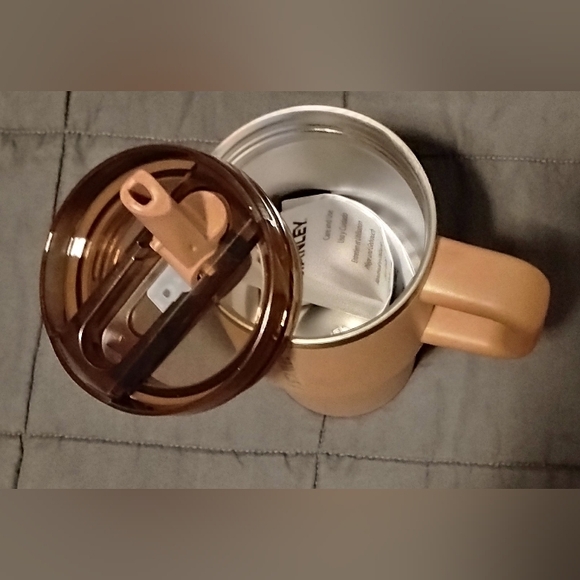 The Quencher ProTour Flip Straw Tumbler | 20 OZ - Picture 2 of 3